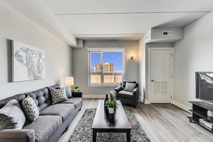 300 w division, Unit 603, Chicago, IL 60610 - 311 W Division St