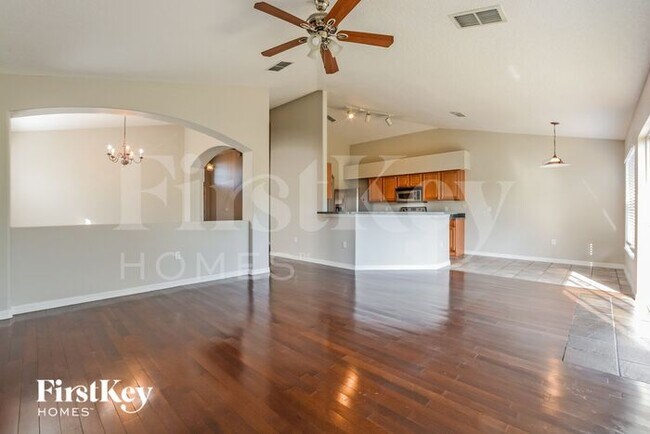 Building Photo - 30619 Pga Dr