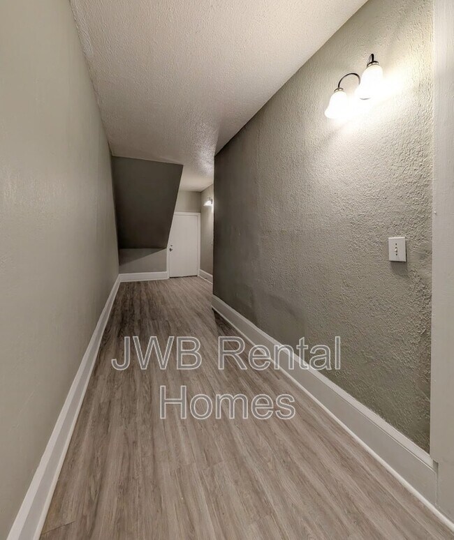 Foto del edificio - 2743 Vernon Terrace