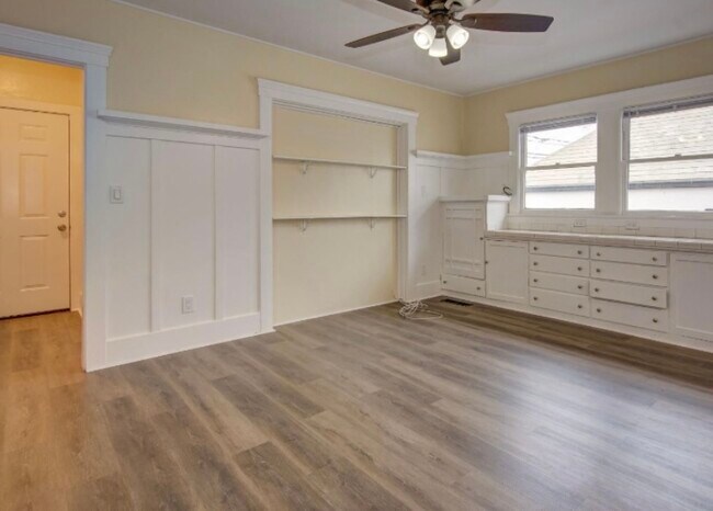 Foto del edificio - 1617 Georgia St