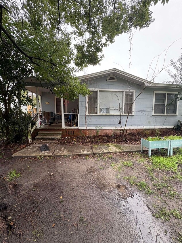 Primary Photo - 1302 Melvin St