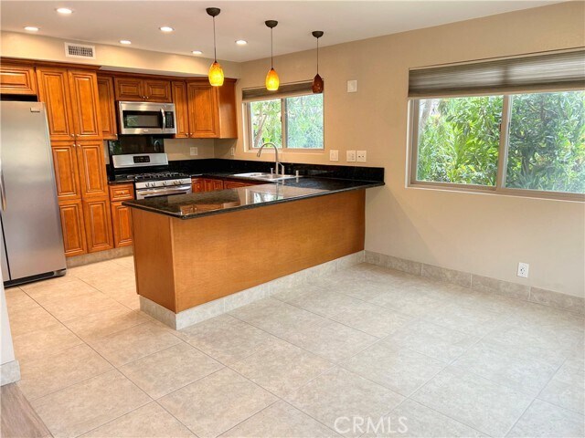 Building Photo - 33932 El Encanto Ave