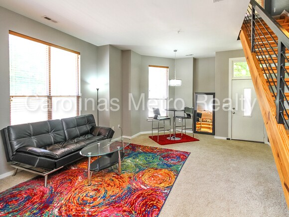 Foto del edificio - 3247 Wesley Ave