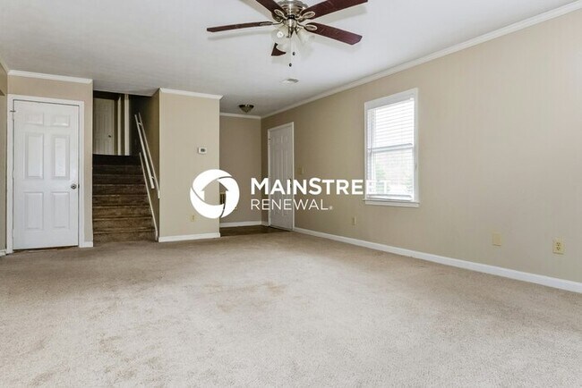 Building Photo - 3 Bedroom Pet-Friendly Home in Ellenwood, GA with Main Street Renewal