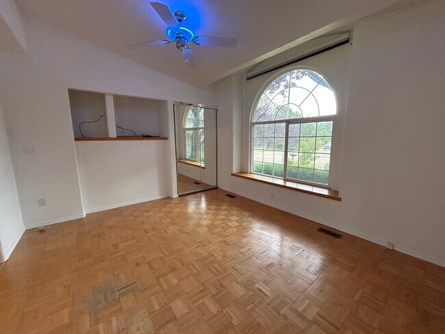 Foto del edificio - 5686 S Olearia Pl