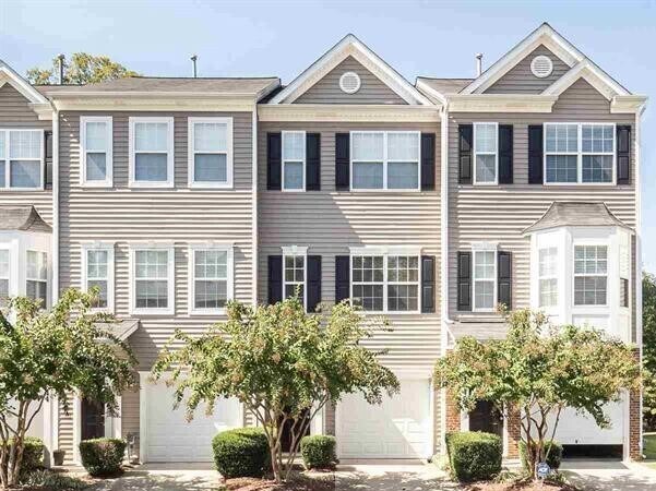 Foto principal - Lovely townhouse in fantastic Durham locat...