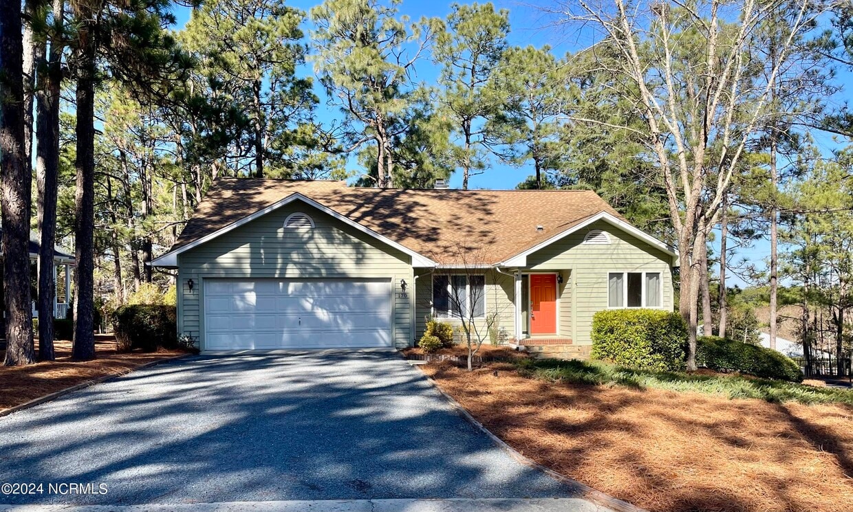 Primary Photo - 170 Salem Dr