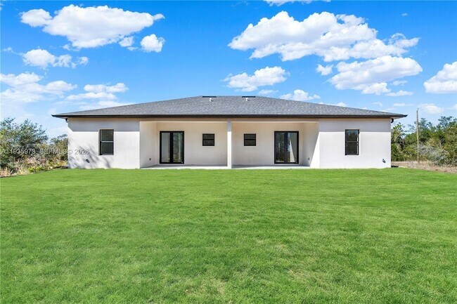 Foto del edificio - 68 Organ St