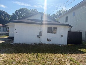 Building Photo - 4147 NW 23rd Ct