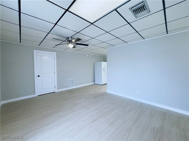 Foto del edificio - 14938 Wise Way