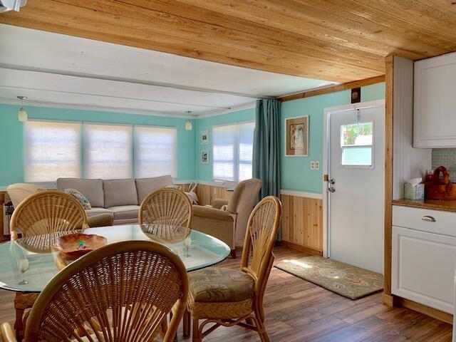 Building Photo - 30887 Hammock Dr