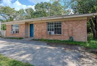 Building Photo - 7515 Carl Rd Ext