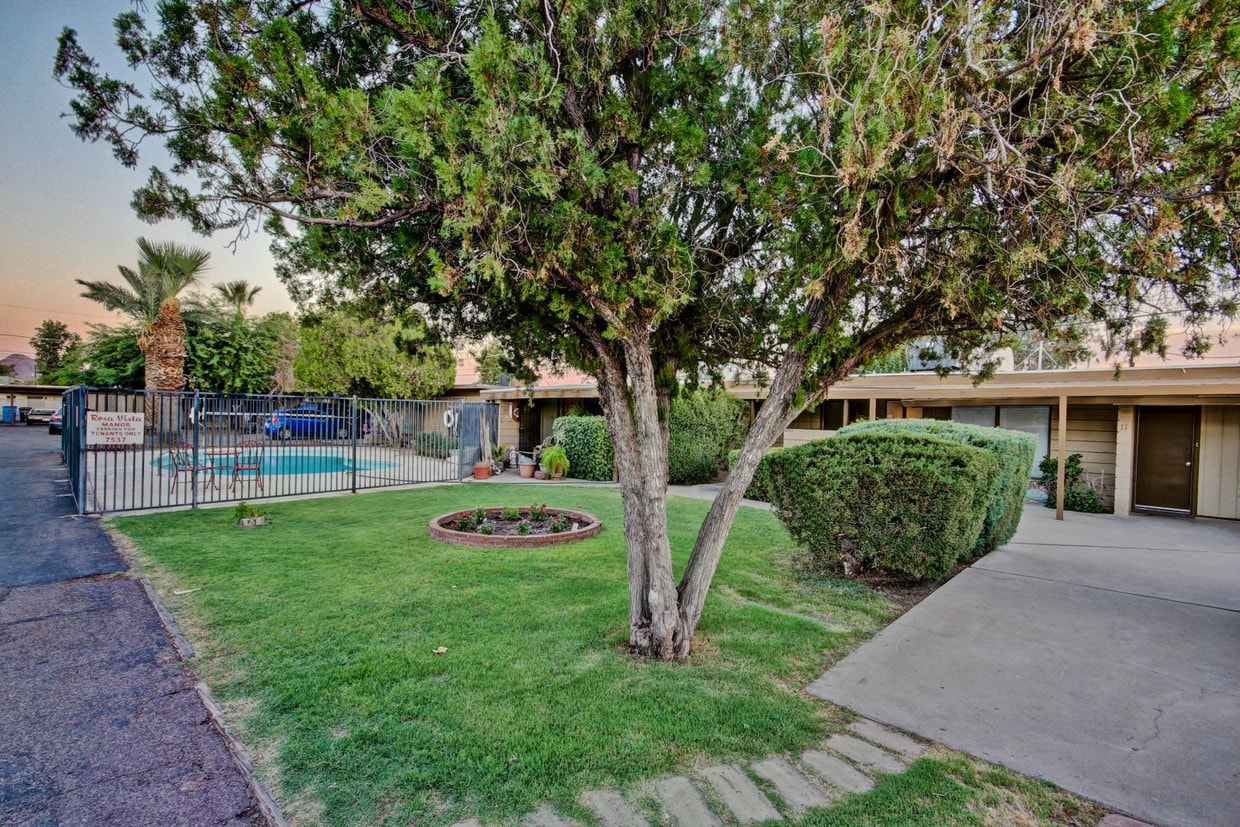 Primary Photo - Rose Vista Manor
