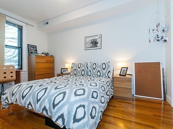 Foto del edificio - 43 Thorndike St