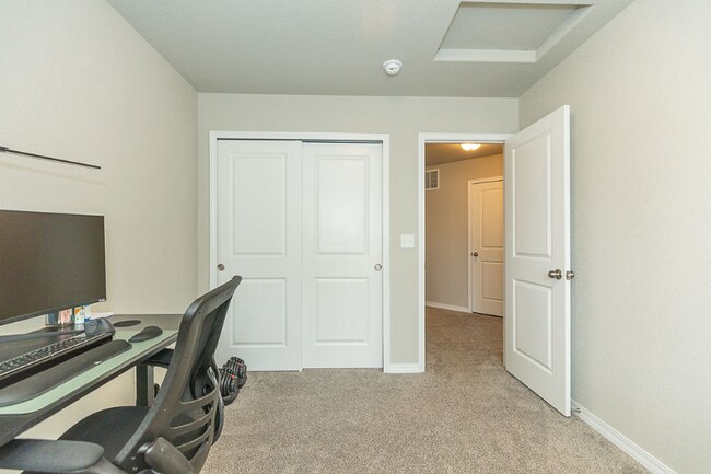 Foto del edificio - 4535 Samaritan Lp