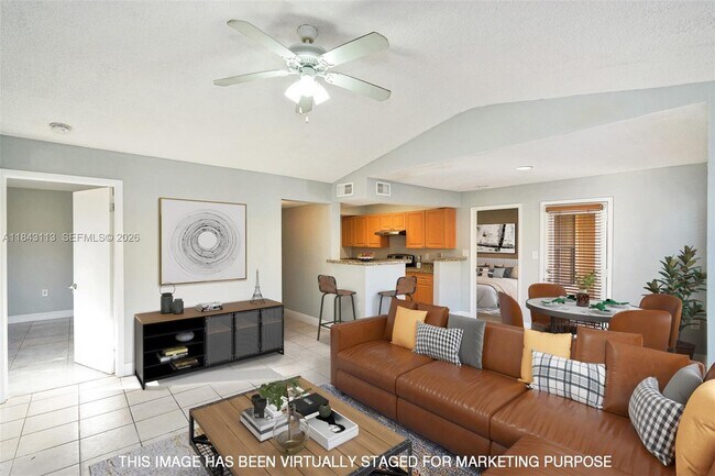 Foto del edificio - 15560 SW 104th Terrace