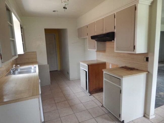 Foto del edificio - 5431 45th St