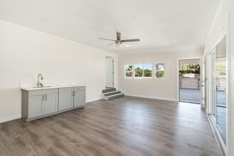 Building Photo - 84-814A Farrington Hwy