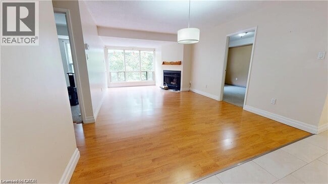 Building Photo - 15 Hofstetter Ave