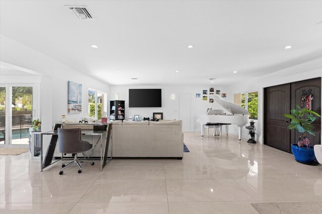 Foto del edificio - 2948 NE 35th Ct