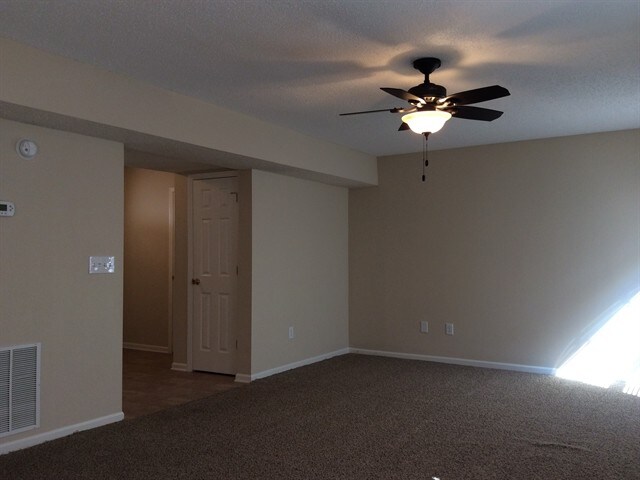 Building Photo - 15296 Fawn Meadow Drive