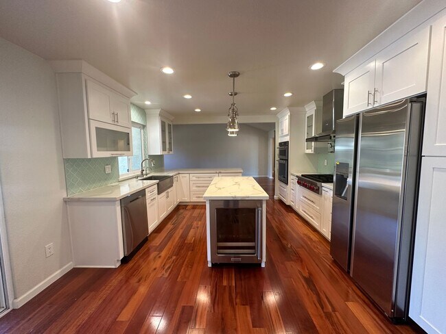 Foto del edificio - 2601 Bardolino Ln