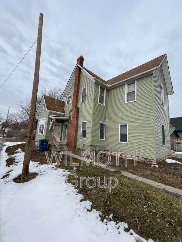 Building Photo - 610 S Gallatin St