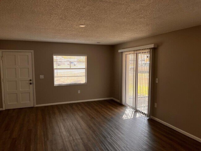 Foto del edificio - 5114 Danny Boy Cir