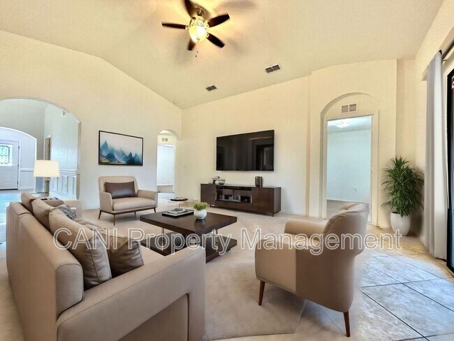 Foto del edificio - 5753 Woodruff Way