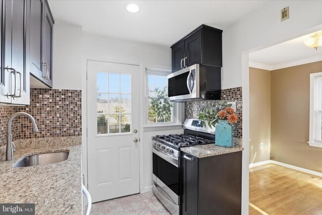 Foto del edificio - 2238 Arlington Terrace