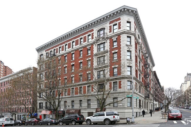 Foto del edificio - 50-58 Tiemann Pl