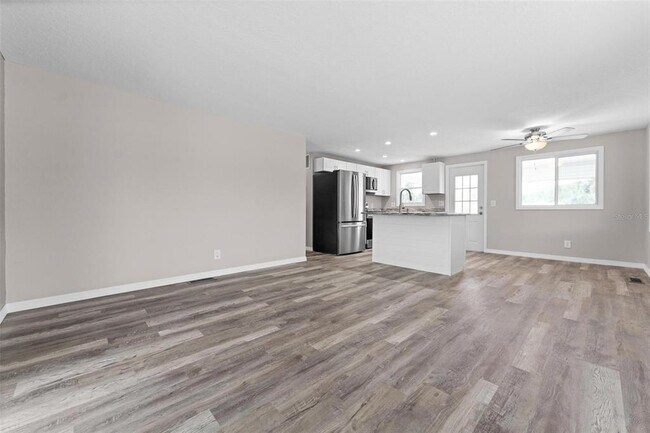 Foto del edificio - 2714 Vindale Rd