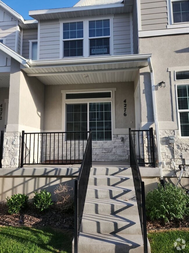 Building Photo - 4276 Bromwell Ct