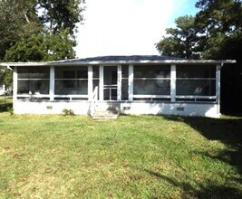 Building Photo - 503 South Ave