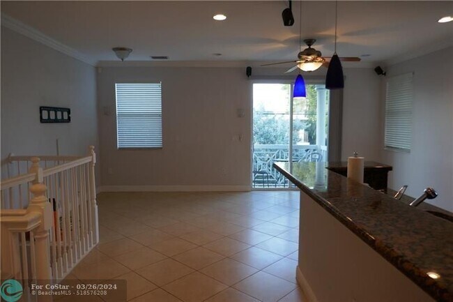 Foto del edificio - 2306 NE 2nd St