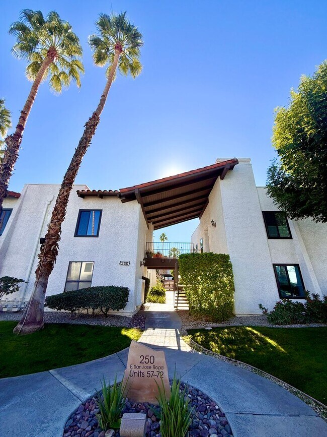 Building Photo - ASK ABOUT A MOVE IN SPECIAL!! South Palm Canyon Location - 3 Bedroom Condo - Long Term