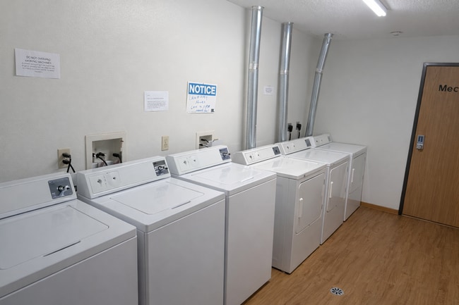 Interior Photo - Holmen Meadows