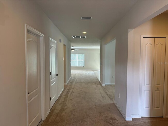 Building Photo - 12202 Ledbury Commons Dr