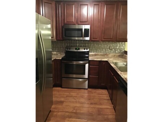 Foto del edificio - 1925 3 Sardonyx Road, Fayetteville, Nc 28303