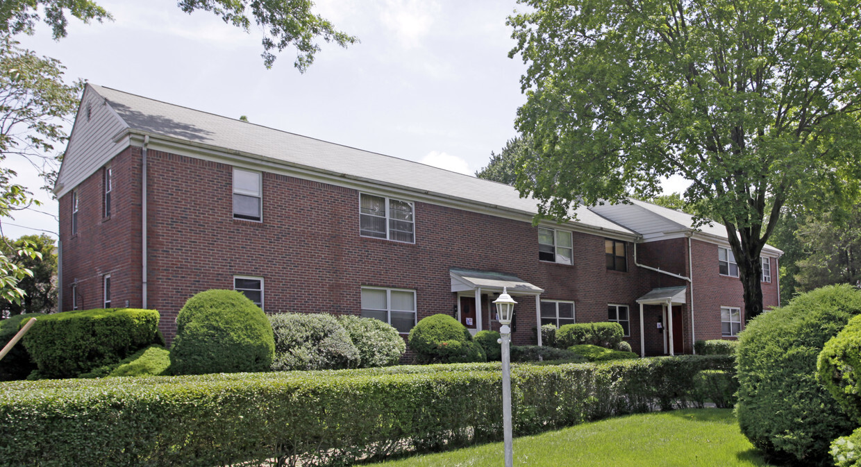 Teaneck Garden - Teaneck Garden Apartments