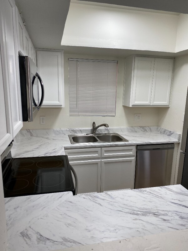 Foto del edificio - 419 E Washington Ave