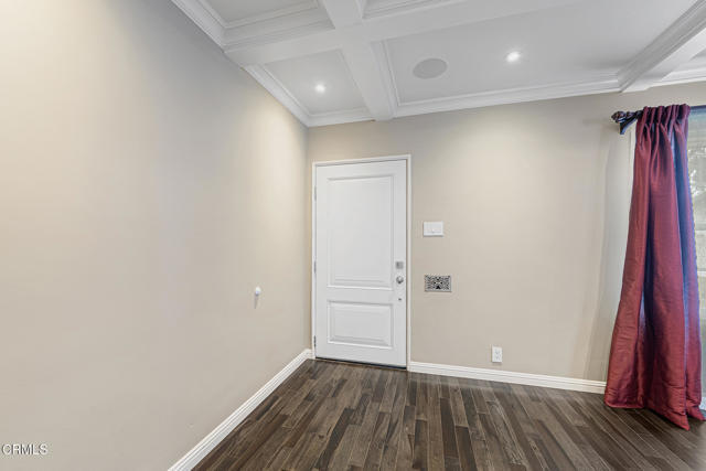 Building Photo - 208 Champion Pl