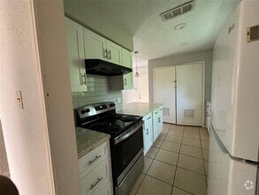 Building Photo - 3858 Willow Springs Ln