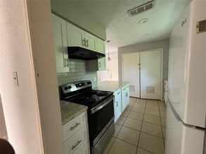 Building Photo - 3858 Willow Springs Ln