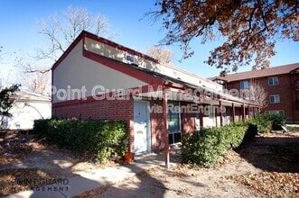 Building Photo - 1710 N Harvard Ave