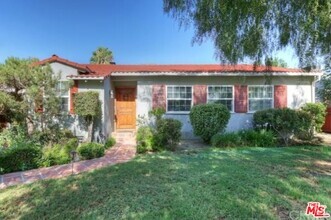 Building Photo - 4721 Greenbush Ave