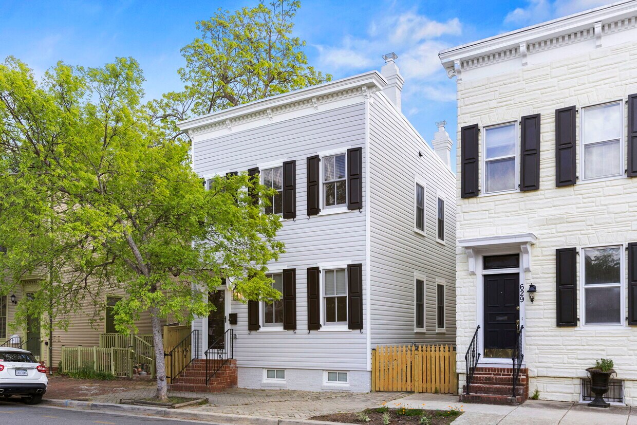 Primary Photo - 3812 Keller Ave