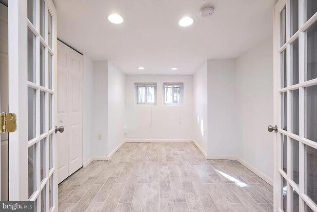 Foto del edificio - 135 S St NW