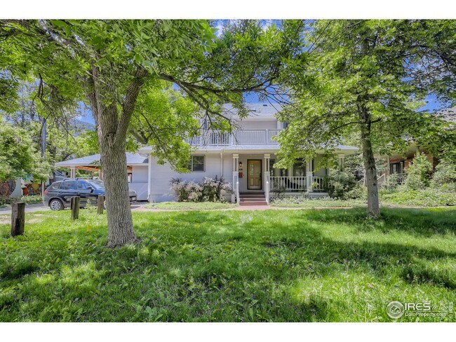 Foto del edificio - 448 Pearl St