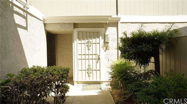 Building Photo - 1050 Golden Springs Dr
